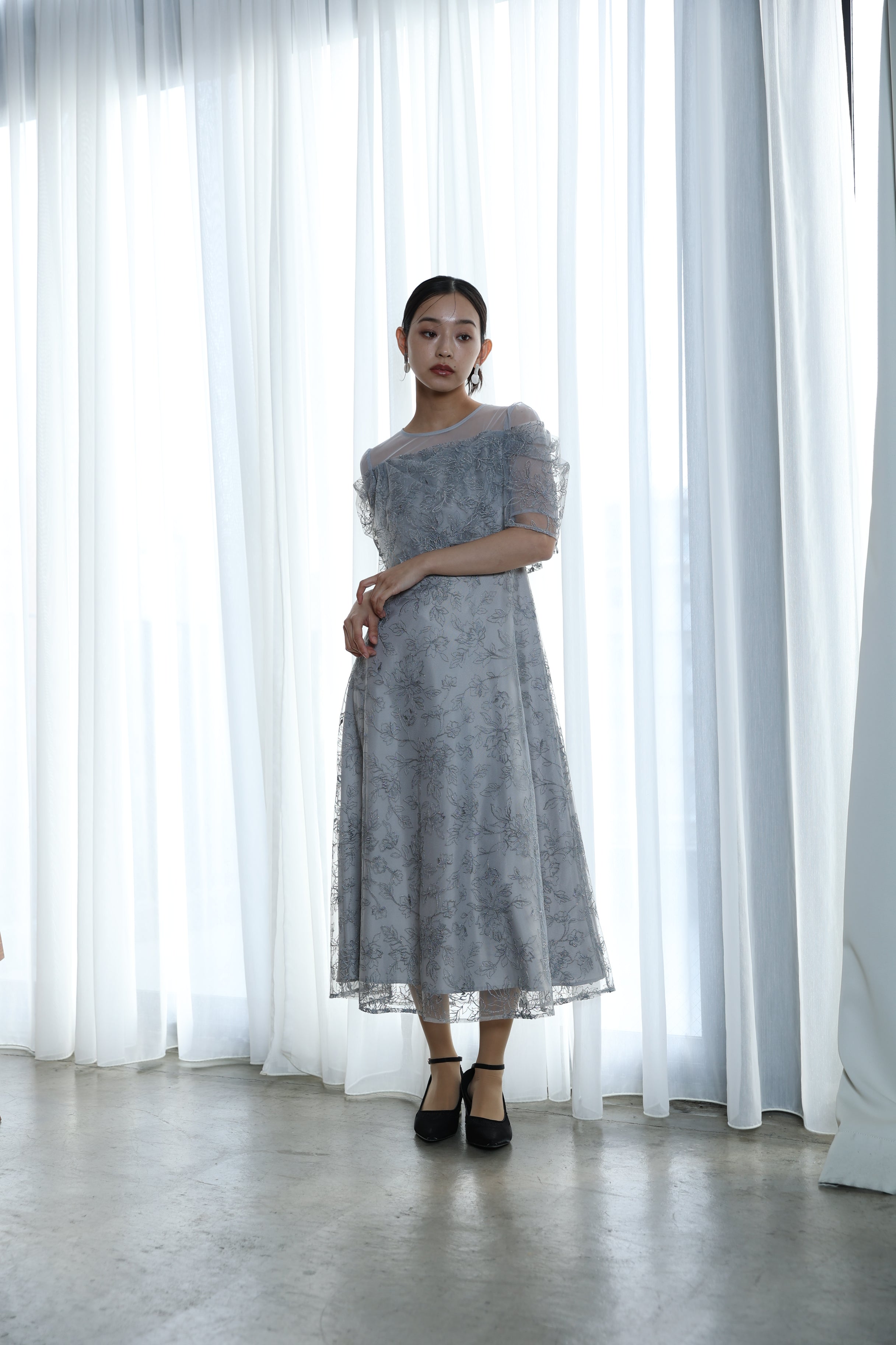 off shoulder lace dress (0402‐157)