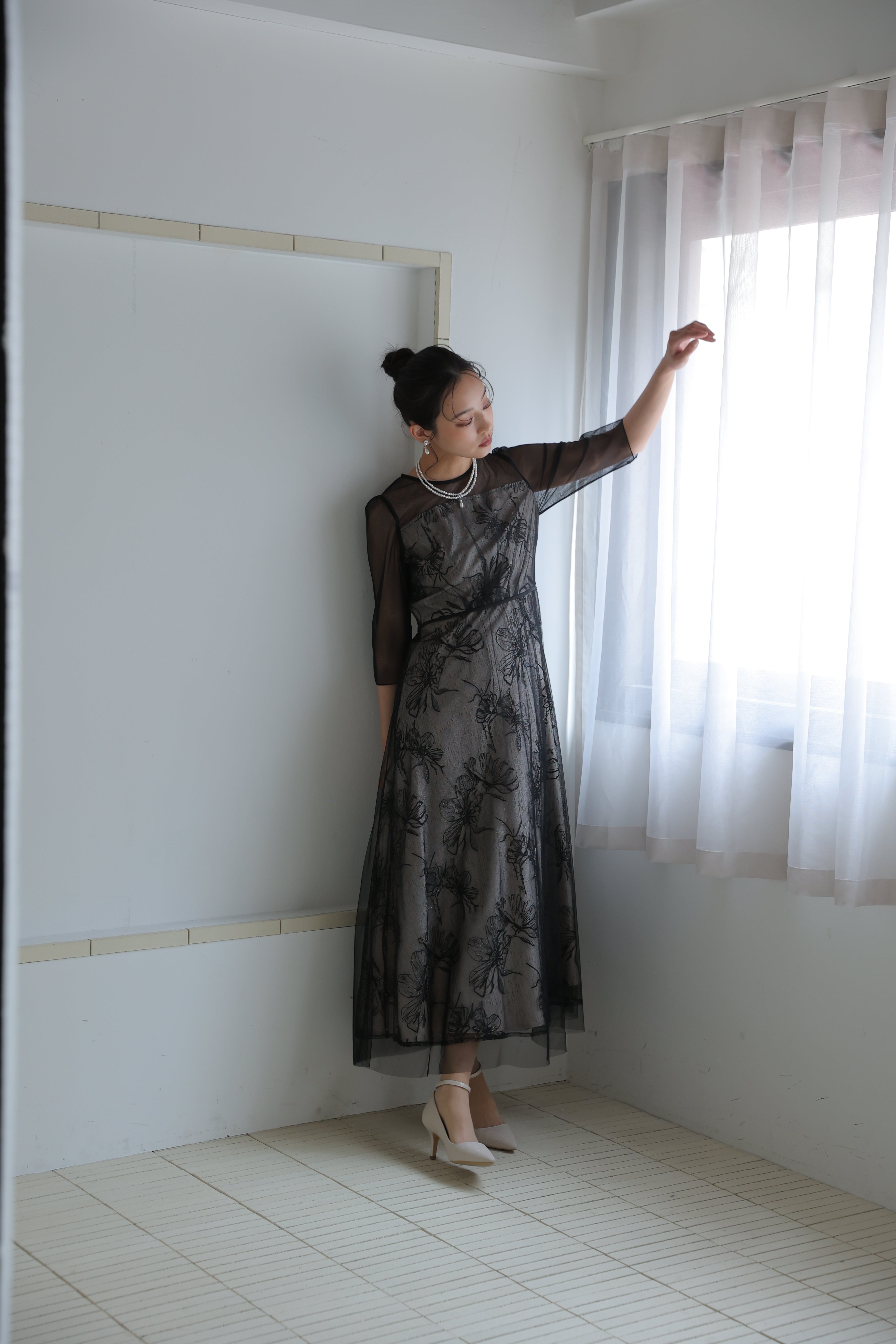 A.R. geometry flower lace dress 花柄　チュール サイズ交換1回無料】ジオメトリーフラワーレースドレス(0402-145