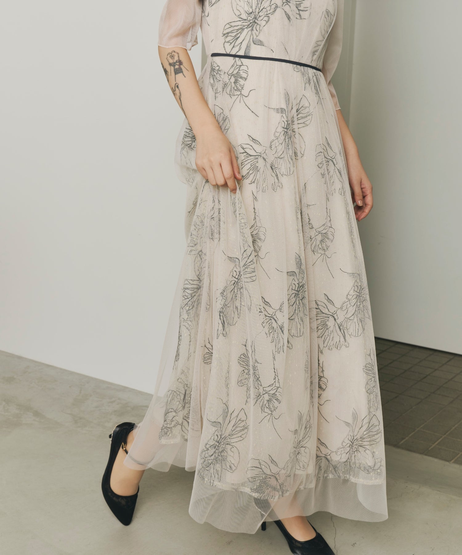 エブール Ebure Circle Flower Lace Dress エブール Ebure Circle Flower Lace Dress